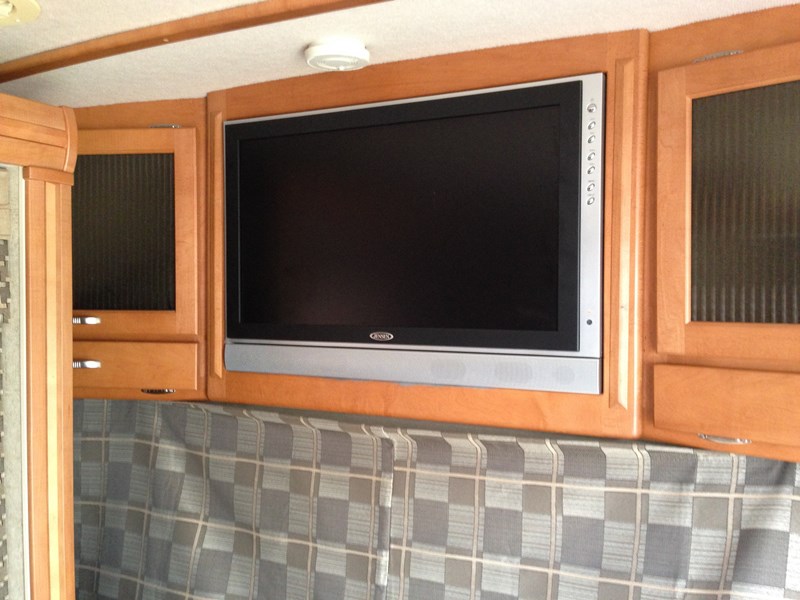 2008 Winnebago Aspect 26A